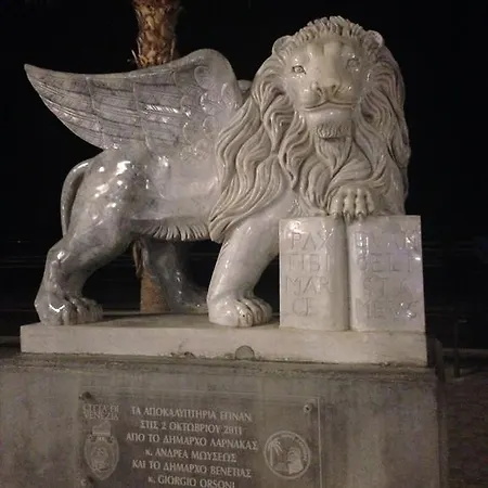Saint Lazarus Street Lantställe Larnaca