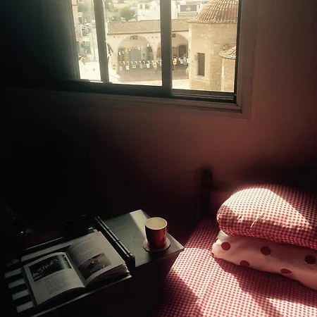 Saint Lazarus Street Condo *
